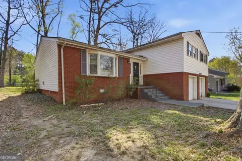 2459 Rockknoll Dr, Conley, GA 30288