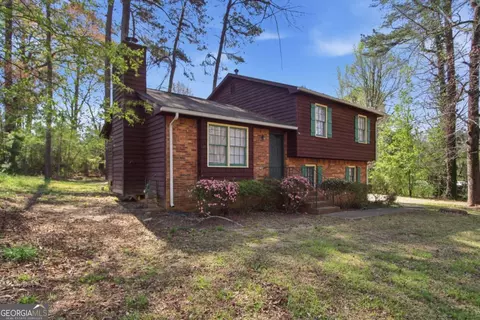 115 Derby Country Dr, Ellenwood, GA 30294