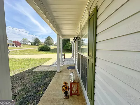 Exterior - 23 Nantucket Dr, Lagrange, GA 30241 photo 3 of 7