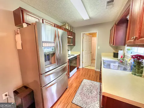 Kitchen - 23 Nantucket Dr, Lagrange, GA 30241 photo 2 of 2