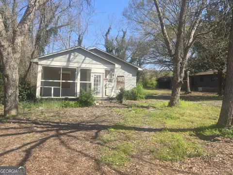 6 Kidd St, Newnan, GA 30263