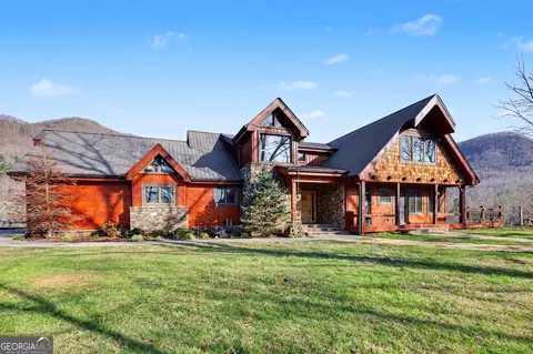 4760 Anderson Rd, Hiawassee, GA 30546