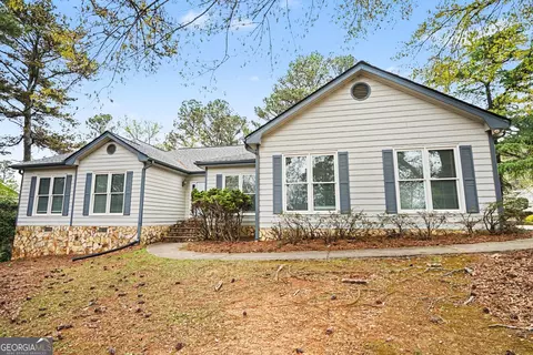 261 Hambridge Ct, Lawrenceville, GA 30043