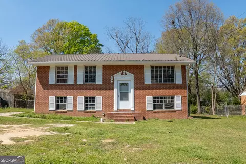 423 Alabama Ave, Warner Robins, GA 31093