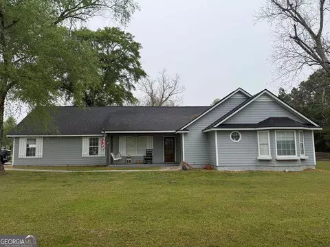 2901 Pleasant Dr, Nashville, GA 31639