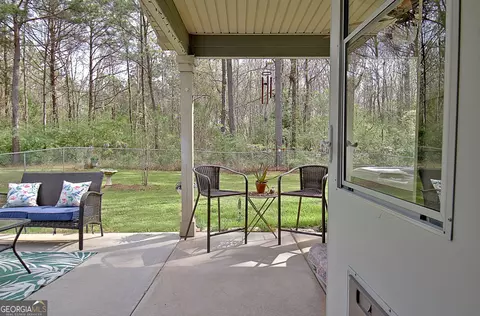 Exterior - 96 E Gordon Rd, Newnan, GA 30263 photo 6 of 12
