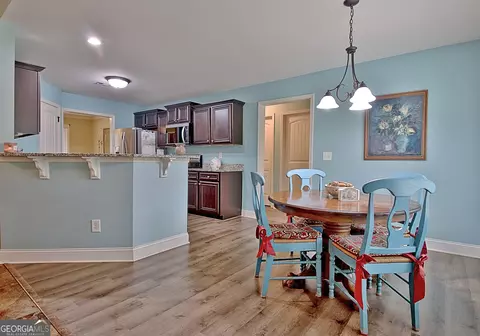 Dining - 96 E Gordon Rd, Newnan, GA 30263 photo 3 of 4