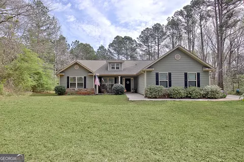 96 E Gordon Rd, Newnan, GA 30263