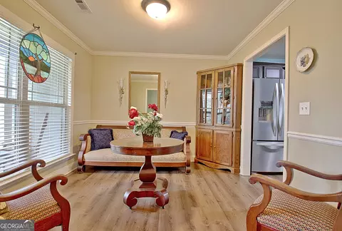 Dining - 96 E Gordon Rd, Newnan, GA 30263 photo 1 of 4