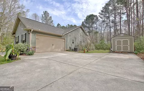 Exterior - 96 E Gordon Rd, Newnan, GA 30263 photo 3 of 12