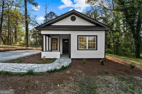 5580 Burrus Rd, Austell, GA 30106