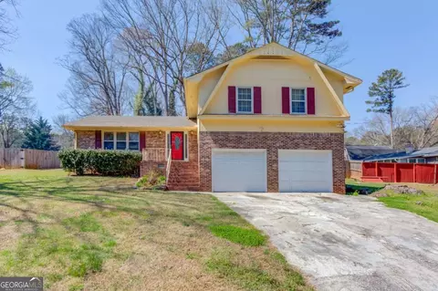 564 Allana Ct, Stone Mountain, GA 30087