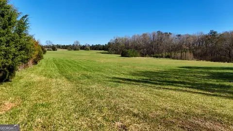 40 Meadow Trl, Social Circle, GA 30025