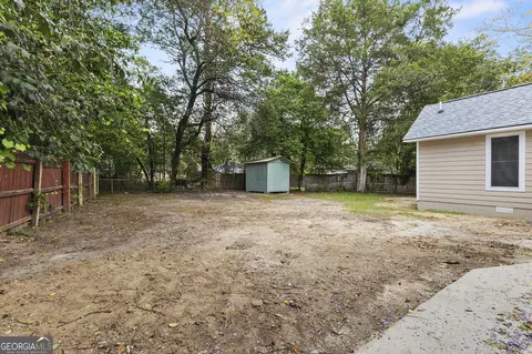 Exterior - 607 Cornelia Dr, Warner Robins, GA 31088 photo 5 of 6