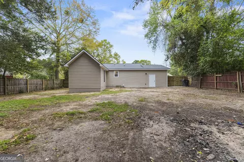Exterior - 607 Cornelia Dr, Warner Robins, GA 31088 photo 6 of 6