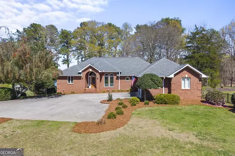 424 Capri Pt, Lavonia, GA 30553