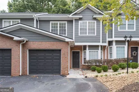 2680 Pine Tree Rd NE #5, Atlanta, GA 30324