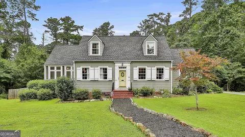 6455 Rivertown Rd, Fairburn, GA 30213