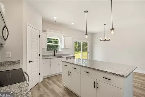 Kitchen - 337 Crosswinds Dr, Rincon, GA 31326 photo 1 of 2