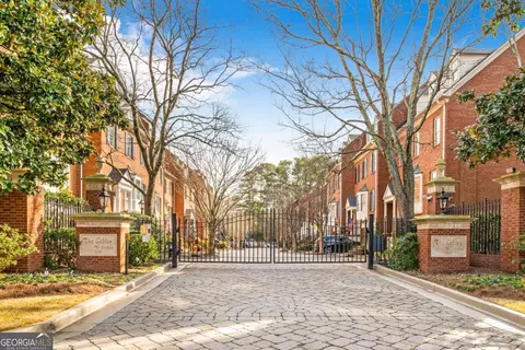 3685 Peachtree Rd NE #10, Atlanta, GA 30319