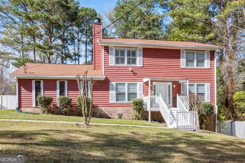 3044 Periwinkle Dr, Snellville, GA 30078