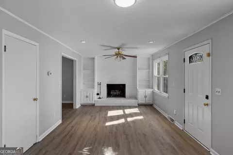 Living - 2 Anders Rd SW, Rome, GA 30165 photo 4 of 6