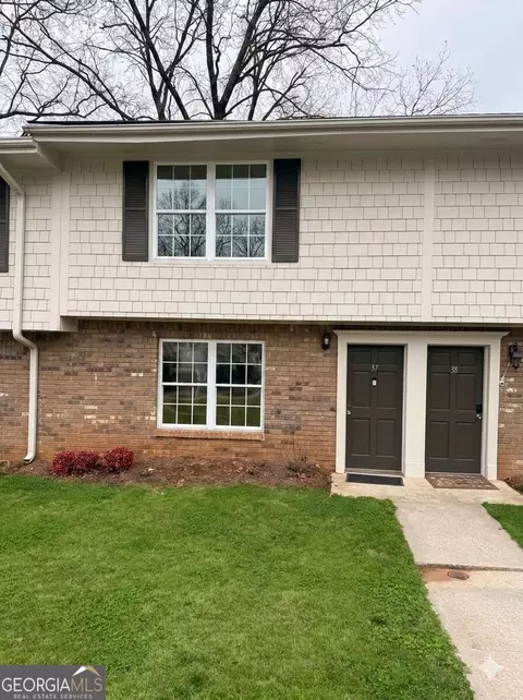 37 Villa Ct SE, Smyrna, GA 30080