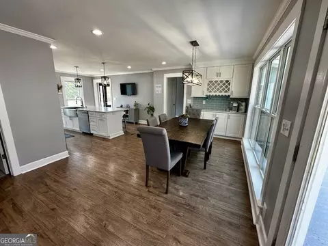 Dining - 110 Thomas Dr, Lagrange, GA 30240 photo 1 of 4