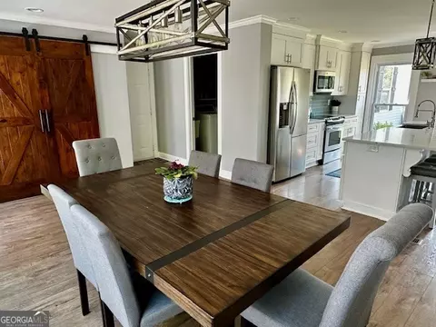 Dining - 110 Thomas Dr, Lagrange, GA 30240 photo 3 of 4