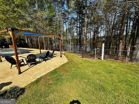 Exterior - 110 Thomas Dr, Lagrange, GA 30240 photo 7 of 11
