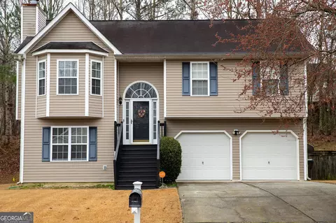 7841 Cambridge Dr, Douglasville, GA 30134