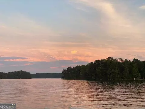 9480 Lisa Cir, Gainesville, GA 30506