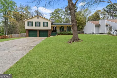 6741 Fairway Ridge Dr, Douglasville, GA 30134