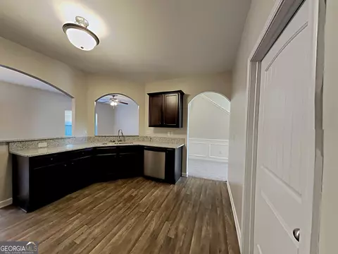 Kitchen - 3144 Broadleaf Trl #9, Fairburn, GA 30213 photo 1 of 3