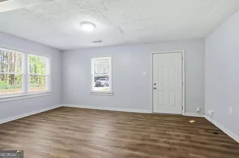 Living - 714 Reed St, Monroe, GA 30655 photo 1 of 1