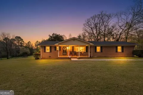 177 W Reed Rd, Lafayette, GA 30728
