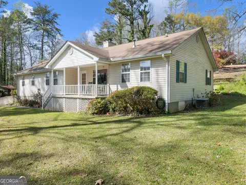 2741 Old Dawsonville Rd, Gainesville, GA 30506