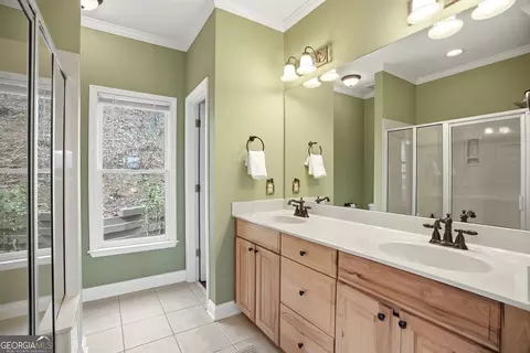 Bath - 511 Hickory Trl, Jasper, GA 30143 photo 3 of 7