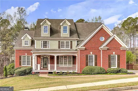 210 Golf Crest Dr, Acworth, GA 30101