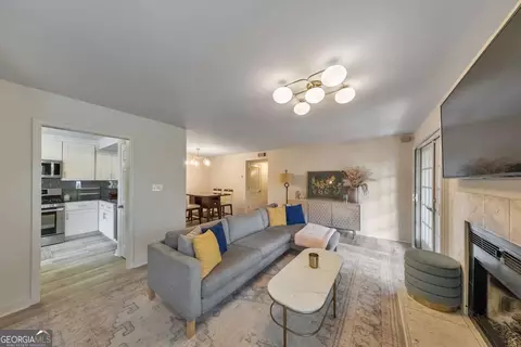 2901 Lenox Rd NE #1005, Atlanta, GA 30324