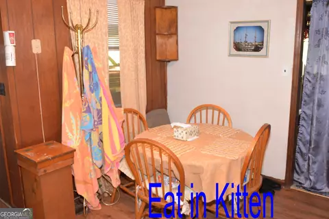 Dining - 101 Pineview Dr, Thomaston, GA 30286 photo 1 of 2