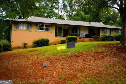 101 Pineview Dr, Thomaston, GA 30286