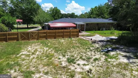Exterior - 108 Plum St, Dublin, GA 31021 photo 4 of 5