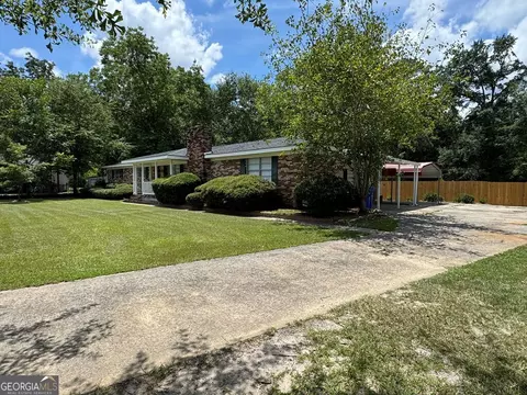 Exterior - 108 Plum St, Dublin, GA 31021 photo 2 of 5