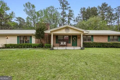 223 S Sheffield St, Kingsland, GA 31548