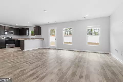 Living - 490 Caledon Way, Hampton, GA 30228 photo 1 of 4