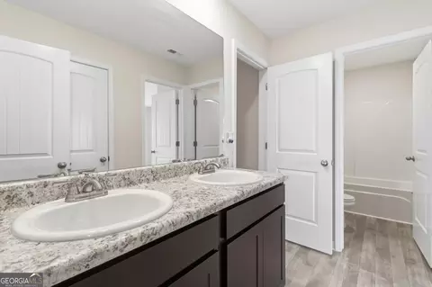 Entry Way - 490 Caledon Way, Hampton, GA 30228 photo 8 of 8