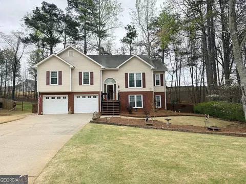1052 SW Queensbury Run, Acworth, GA 30102