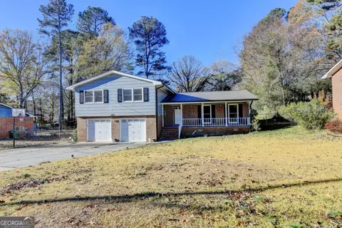 1249 Renee Dr, Lilburn, GA 30047