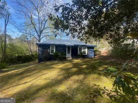 16040 Henderson Rd, Milton, GA 30004